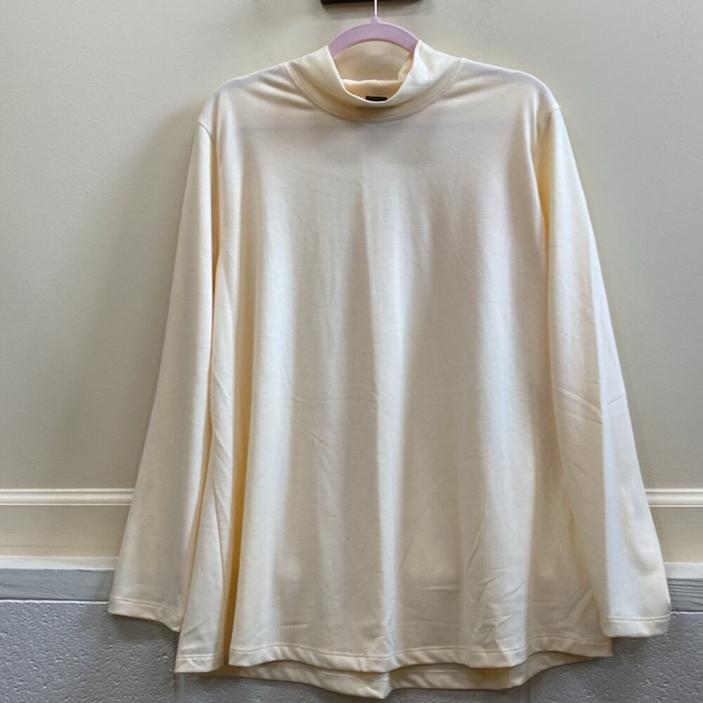 Multiples 1X Soft Cream loose neck top